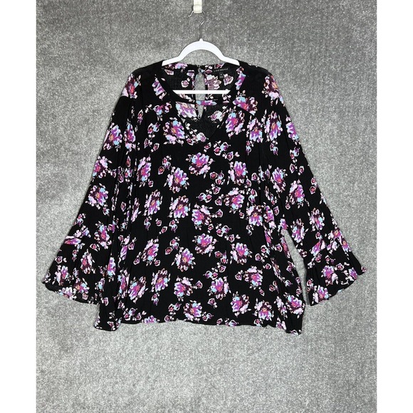 Lane Bryant Floral Cut Out V-Neck Flowy Tunic Bell Sleeve Top Size 26 POCKETS - Picture 1 of 10